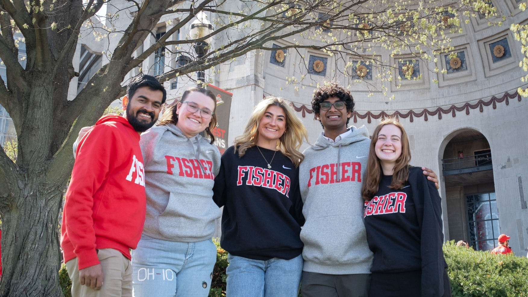 Group photo of Fisher students in front of Ohio Stadium