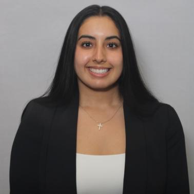 Headshot of Sofia Siles