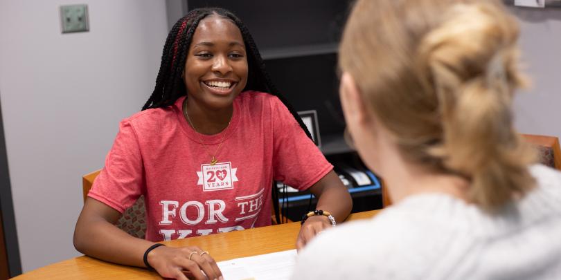 student meeting with an advisor
