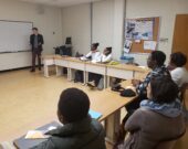 À Moncton, des étudiants participent au programme sur les compétences essentielles. — Photo : Marc Poirier, avec l’autorisation de Francopresse