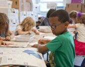 À l’école Donat-Robichaud de Cap-Pelé, au Nouveau-Brunswick, près de 17 % des élèves viennent d’ailleurs. La communauté s’efforce d’entourer, d’aiguiller et d’accompagner les jeunes et leurs parents dans leur intégration. — CDC – Unsplash