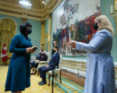 Ginette Petitpas Taylor est assermentée comme ministre des Langues Officielles et de l’APECA à Rideau Hall. 26 octobre 2021. — Flickr Justin Trudeau – Avec autorisation
