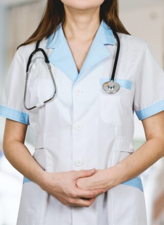 Le besoin de services infirmiers en français est toujours important en Saskatchewan. — JESHOOTS.COM / Unsplash