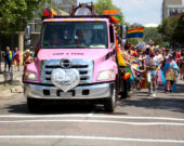 La parade Fierté Sudbury Pride de 2018. — Photo : Archives du Voyageur