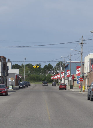 Le centre-ville de Chapleau — Photo : Éric Boutilier