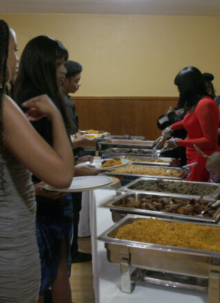 Le buffet — Photo : Julien Cayouette