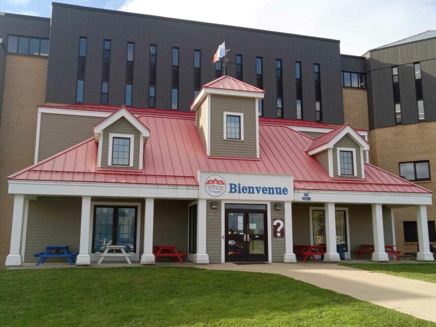 Le Rendez-vous de la Baie, à la Pointe-de-l’Église,a été le lieu de rencontre lors du Forum provincial 2022 où la CFA de Clare et le RIFNÉ ont fait un état des lieux de l’immigration francophone en Nouvelle-Écosse.  — PHOTO(S) - Jean Junior Nazaire Joinville
