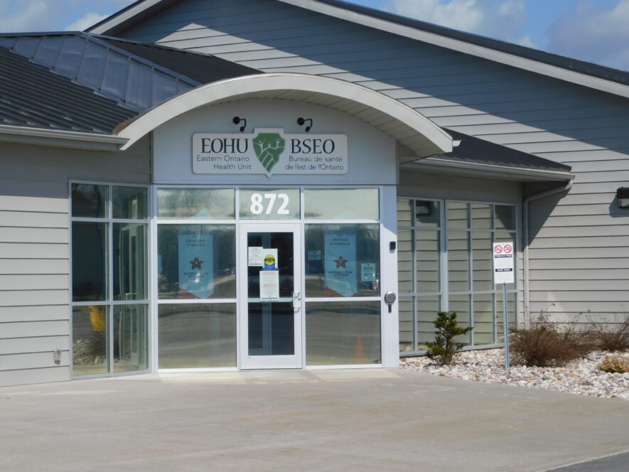 The Casselman testing centre for COVID-19 reached its limit Wednesday, September 16, for the number of clients it can accept for testing. The Eastern Ontario Health Unit posted a notice on its website and Facebook page that the Casselman centre is not taking any more clients for testing today but will take new clients again September 17. Residents who want COVID-19 testings today can go to the Winchester testing centre or to the ones in Hawkesbury or Alexandria, which accept drop-in visits. — photo Gregg Chamberlain