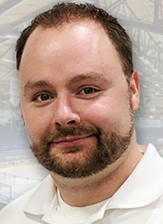 L’entraîneur-chef et directeur général des Hawks de Hawkesbury Rick Dorval s’apprête à relever un nouveau défi après avoir été embauché à titre d’entraîneur-adjoint pour les Wolves de Sudbury dans la Ligue de hockey de l’Ontario (OHL). — photo d'archives