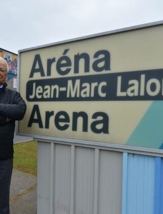Jean-Marc Lalonde veut que la Cité de Clarence-Rockland reconsidère la fermeture de l'aréna portant son nom sur l'avenue du Parc. Il croit que l'installation est cruciale pour la communauté grandissante et que sa réouverture devrait être une priorité pour l'administration. — photo Joseph Coppolino