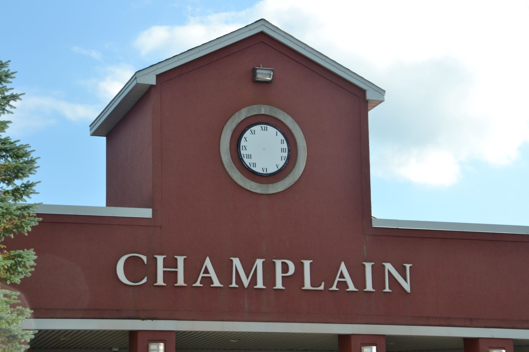 Two on Champlain Township council Édition André Paquette