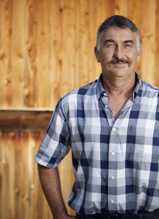 Denis Drouin, 53 ans de Casselman, fait partie des candidats de la 10e saison de l’émission télévisée québécoise L’amour est dans le pré. Crédit photo : Hugo B. Lefort