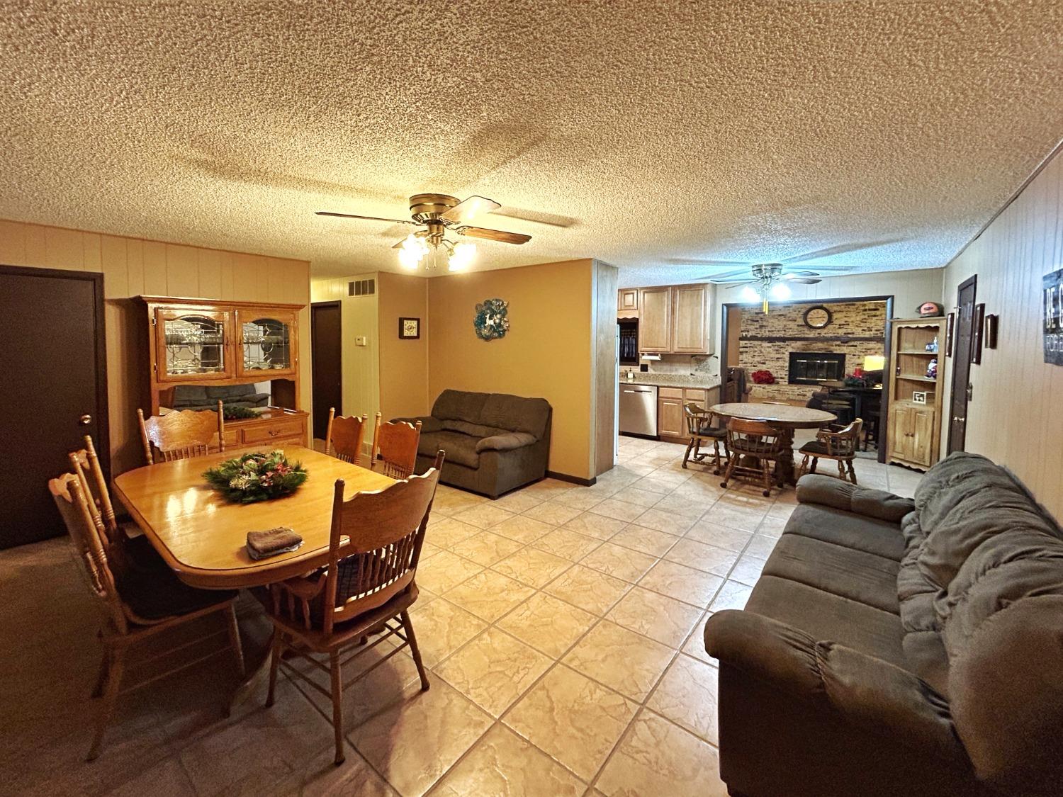 1311 Chickasaw Avenue, Satanta, KS 67870 RXL Colorado Rocking X