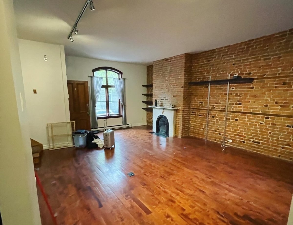 FB439 B36 B8 B7 4 C01 91 E8 B97 E5 A9 F7 E05