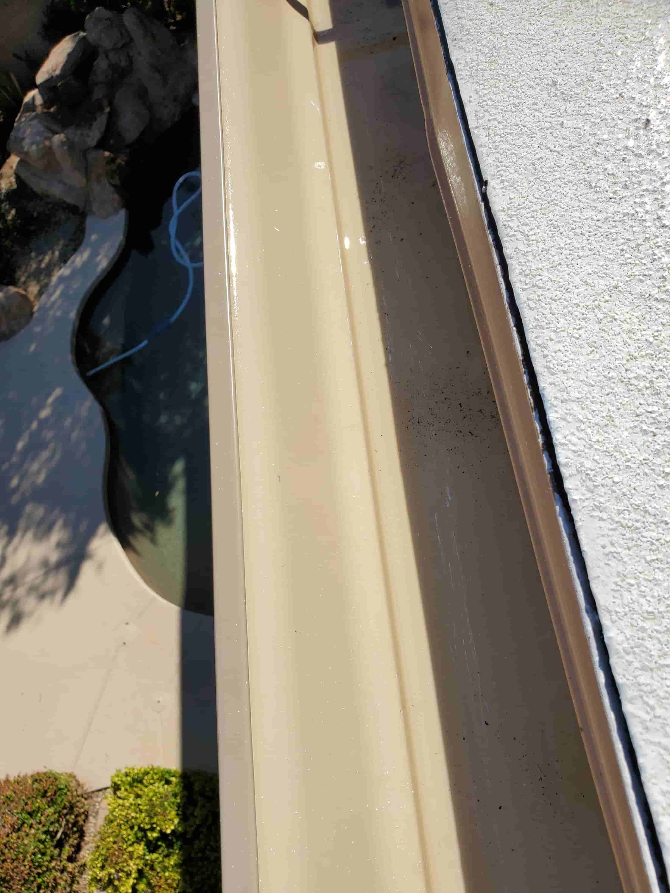 how to clean inaccessible gutters