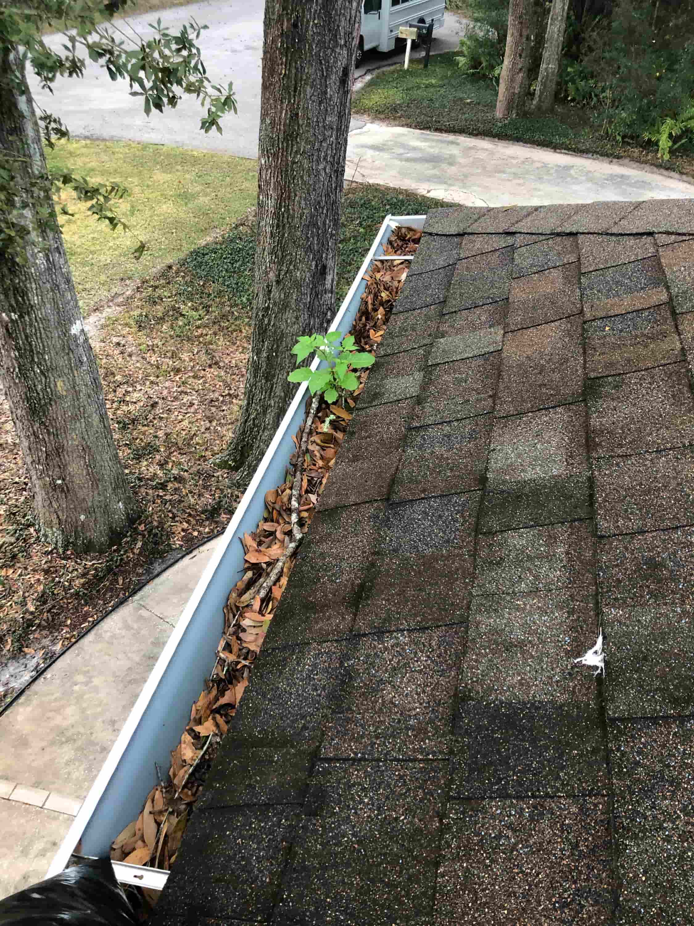 painting plastic guttering