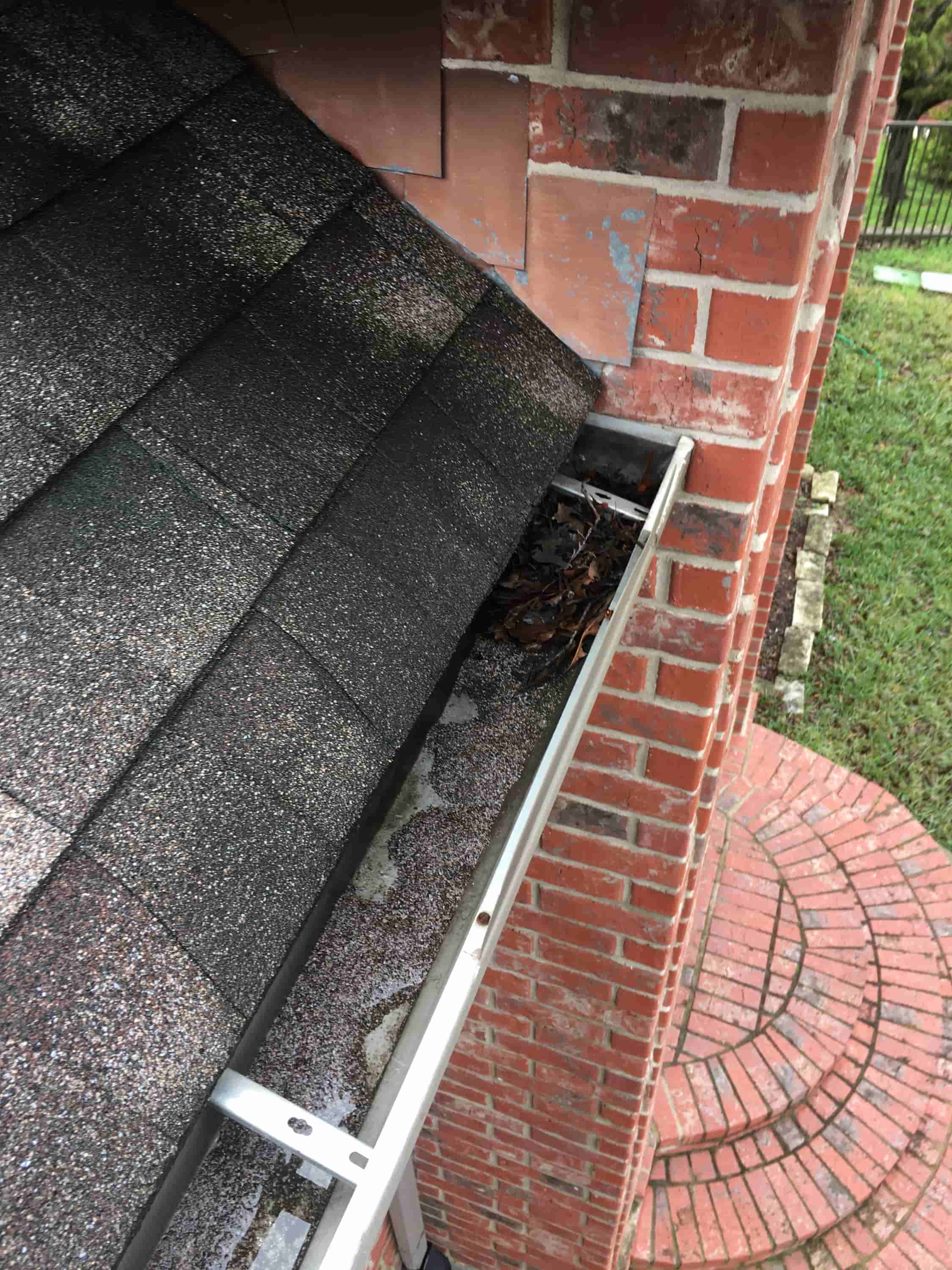 narrow gutters