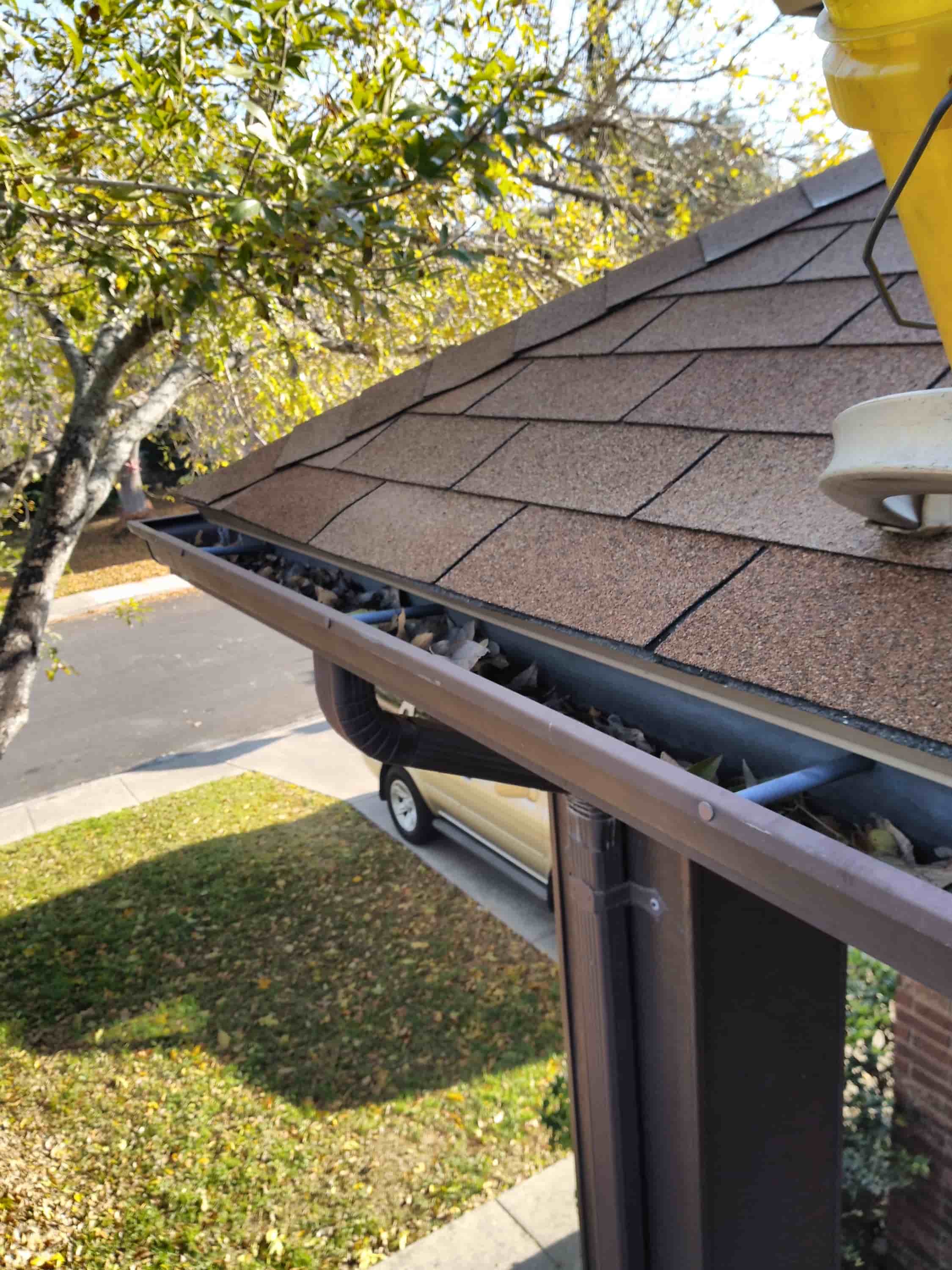 windows and gutter cleaning