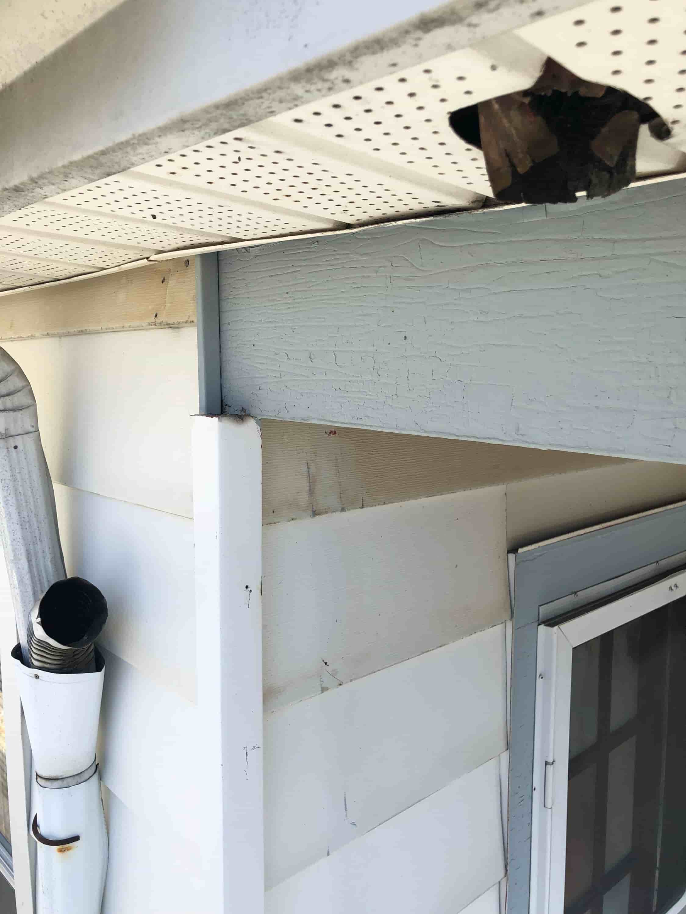 cost of gutter cleaning per foot