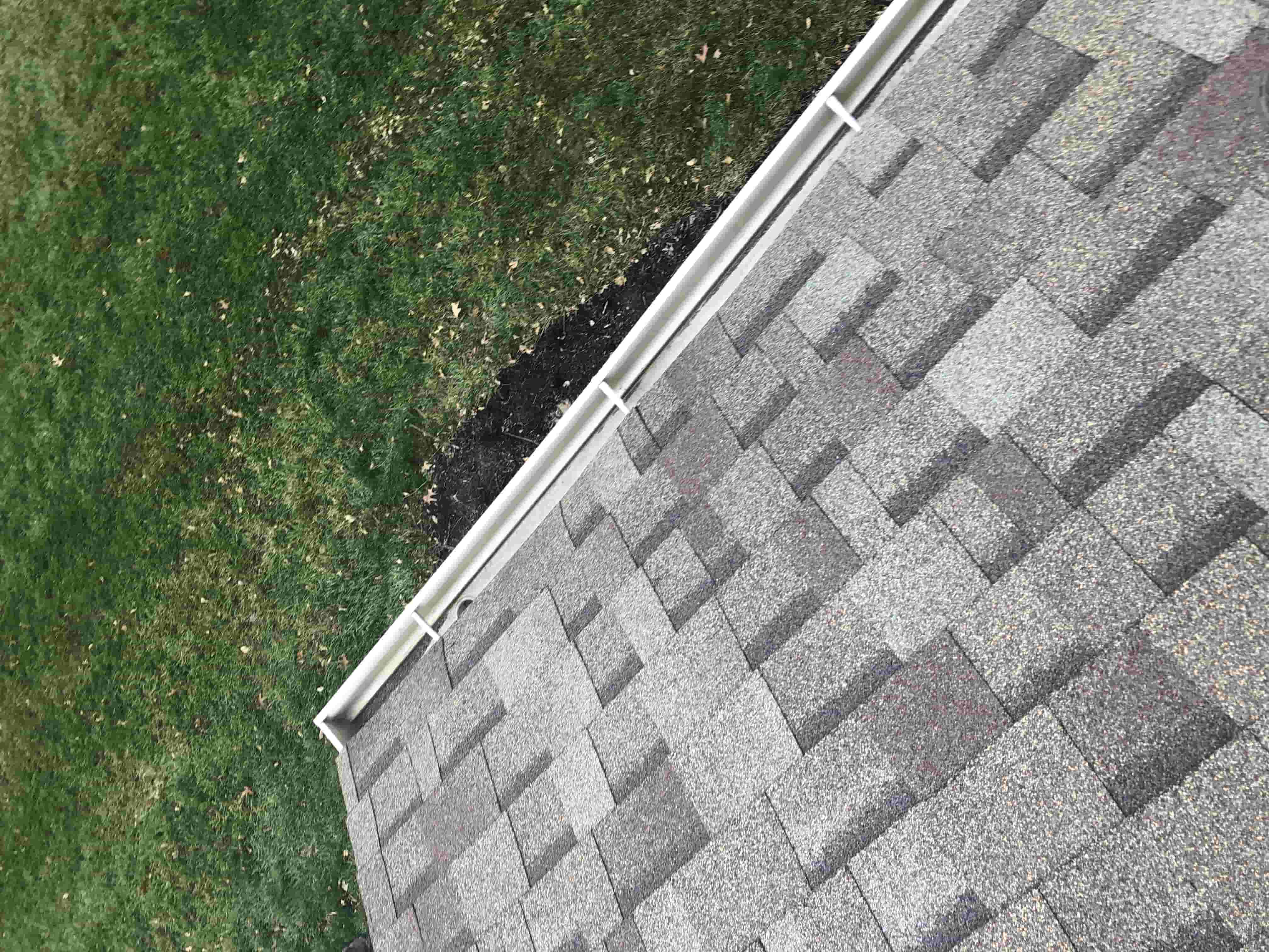 how to clean roof gutters