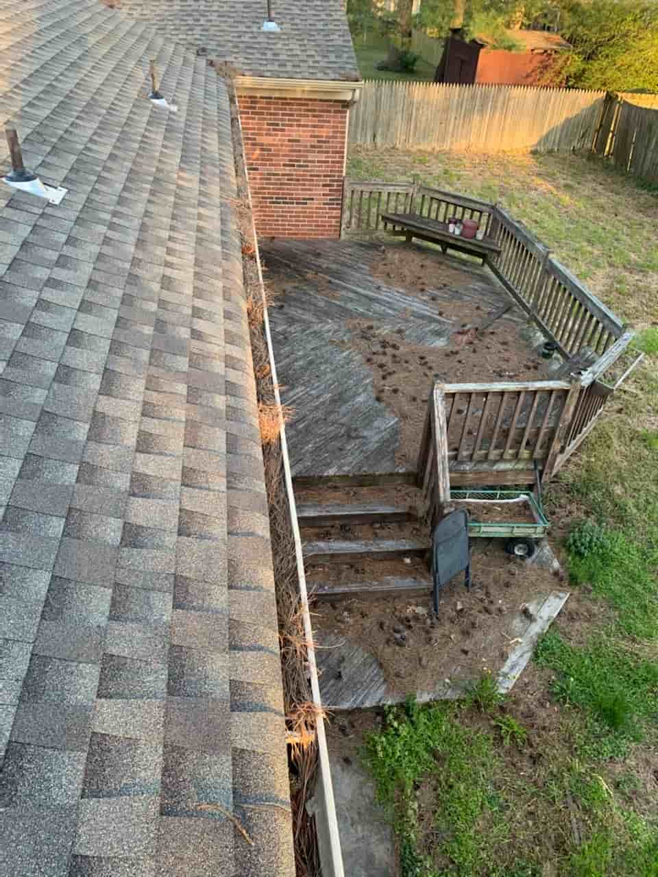 gutter cleaning service cost