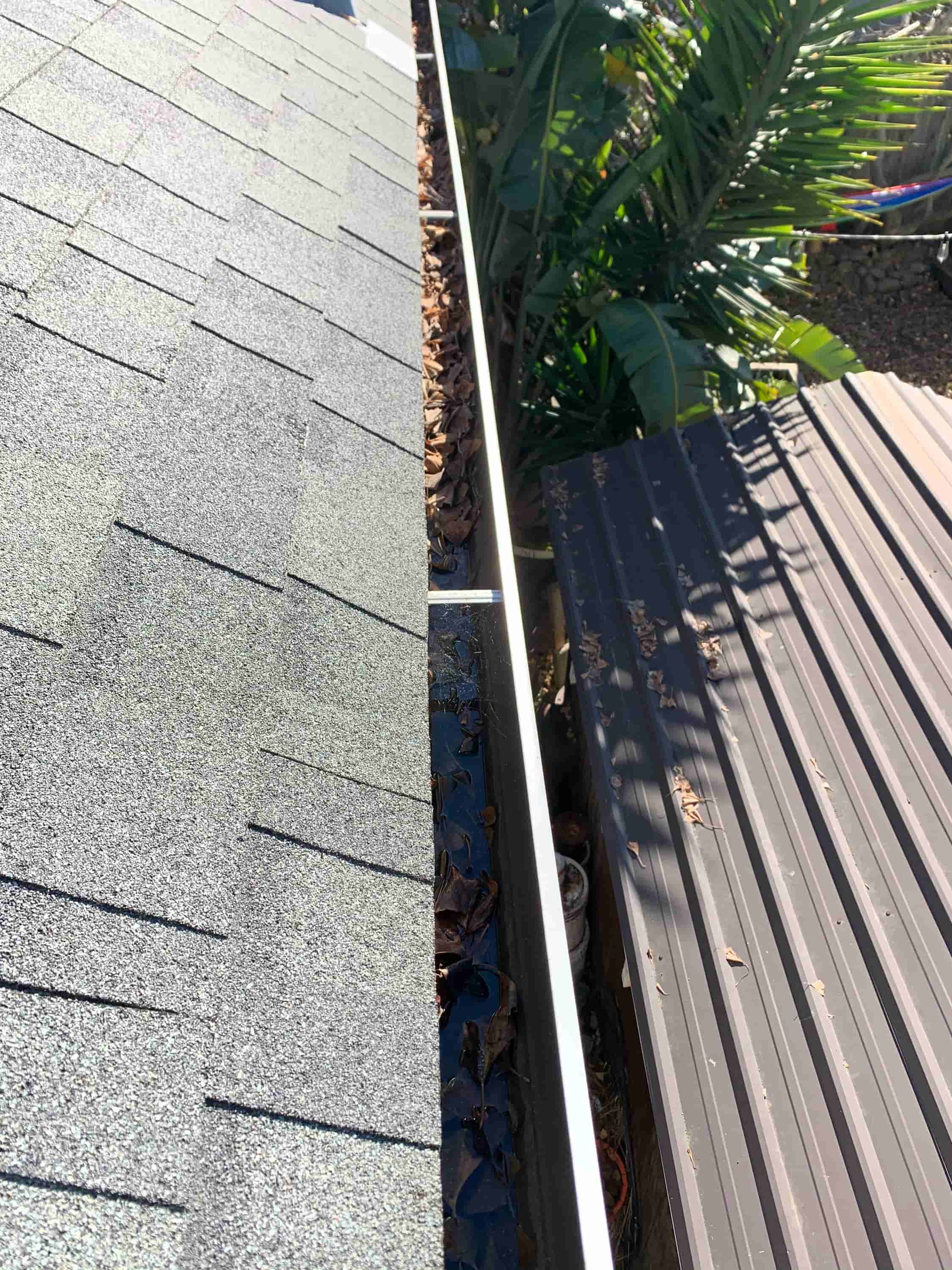 house gutters cleaning