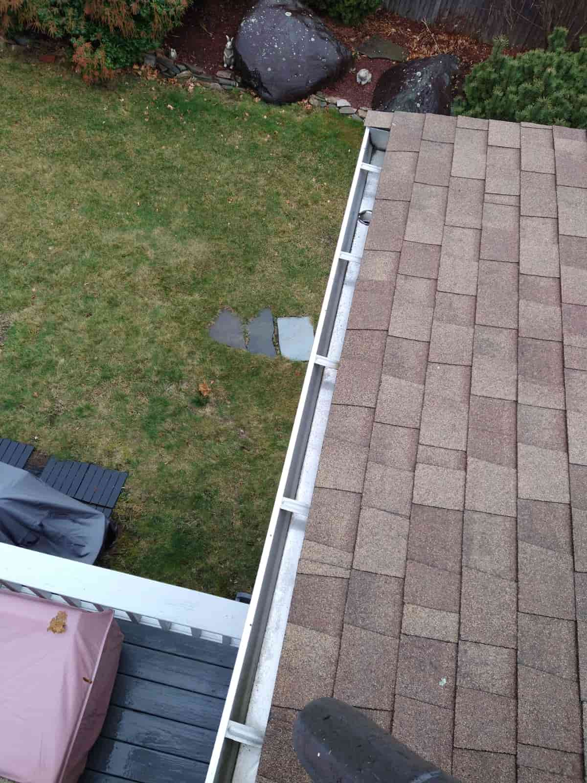 gutter cleaning hose attachment