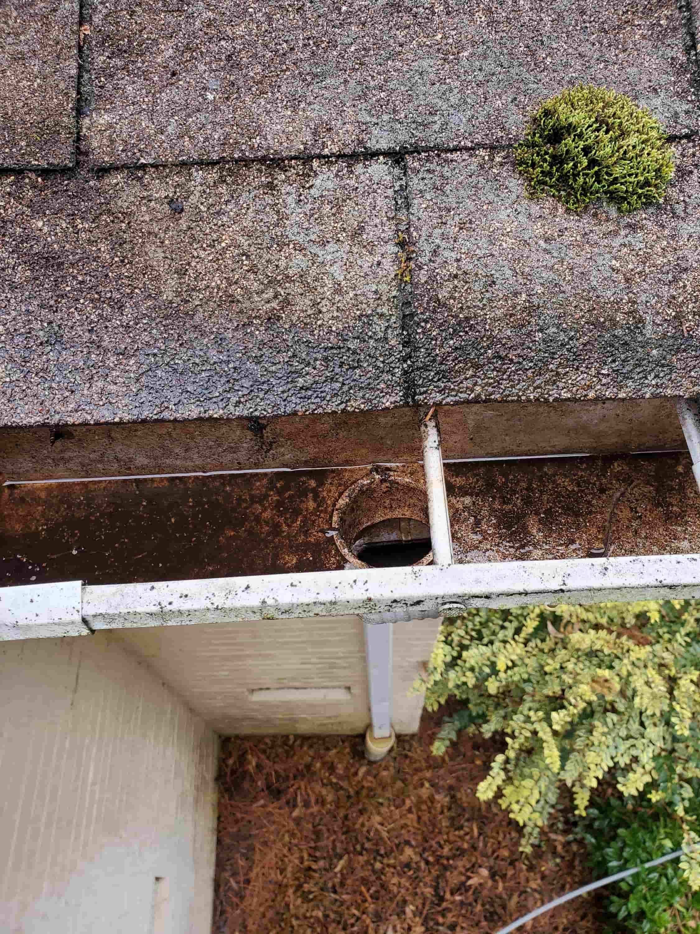 rain gutter cleaning kit