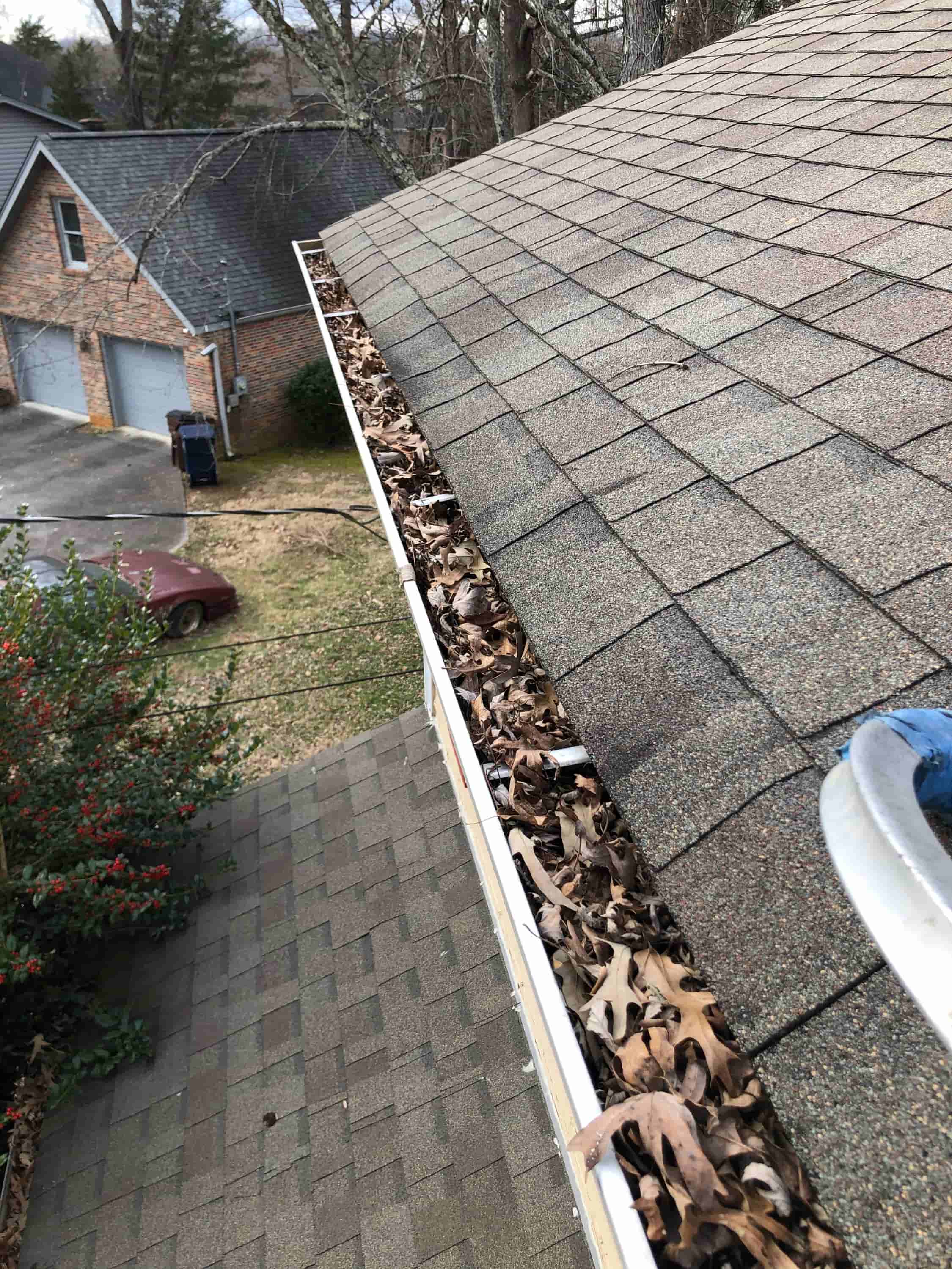 gutter cleaning in
