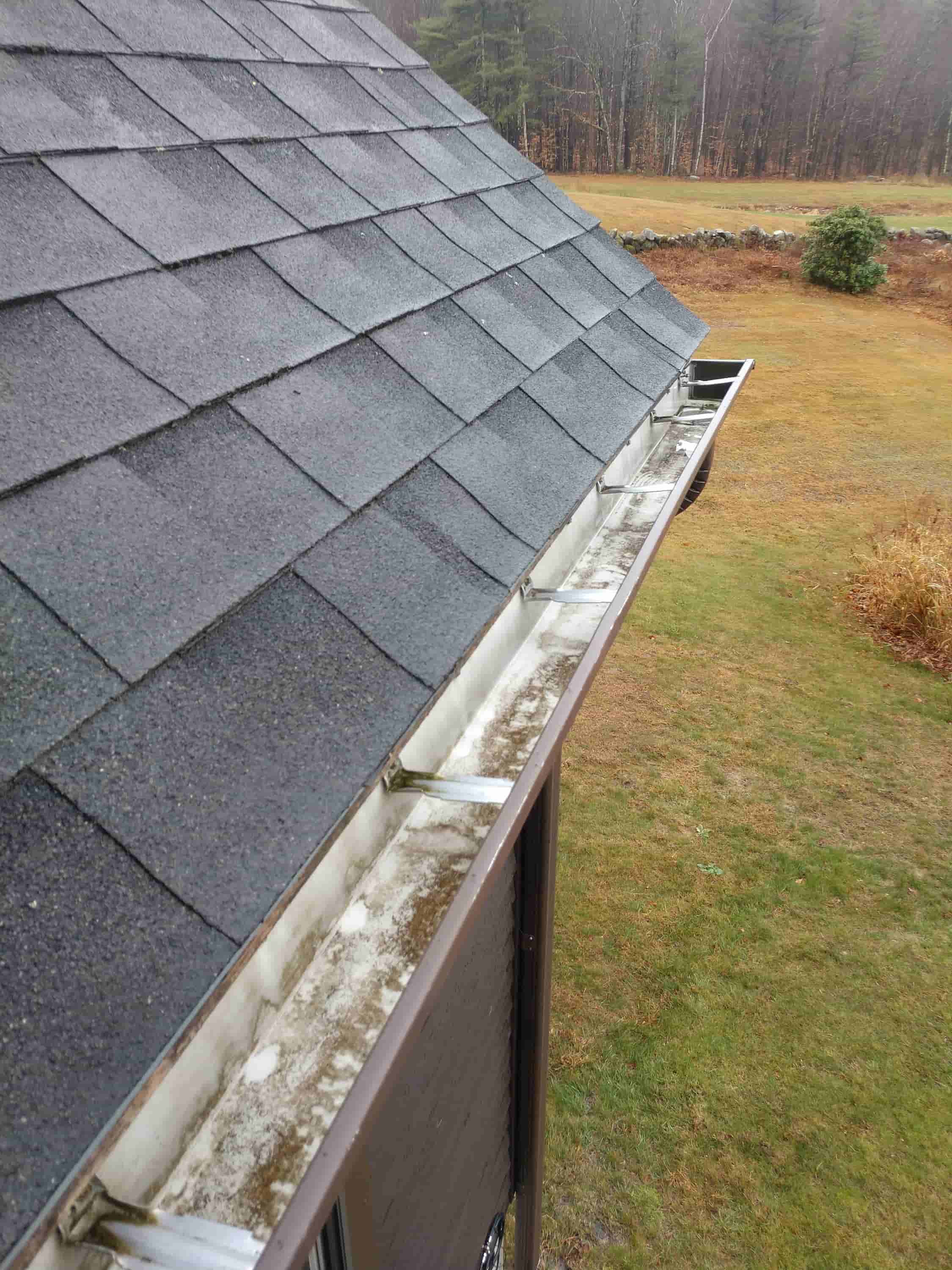 warehouse gutter cleaning
