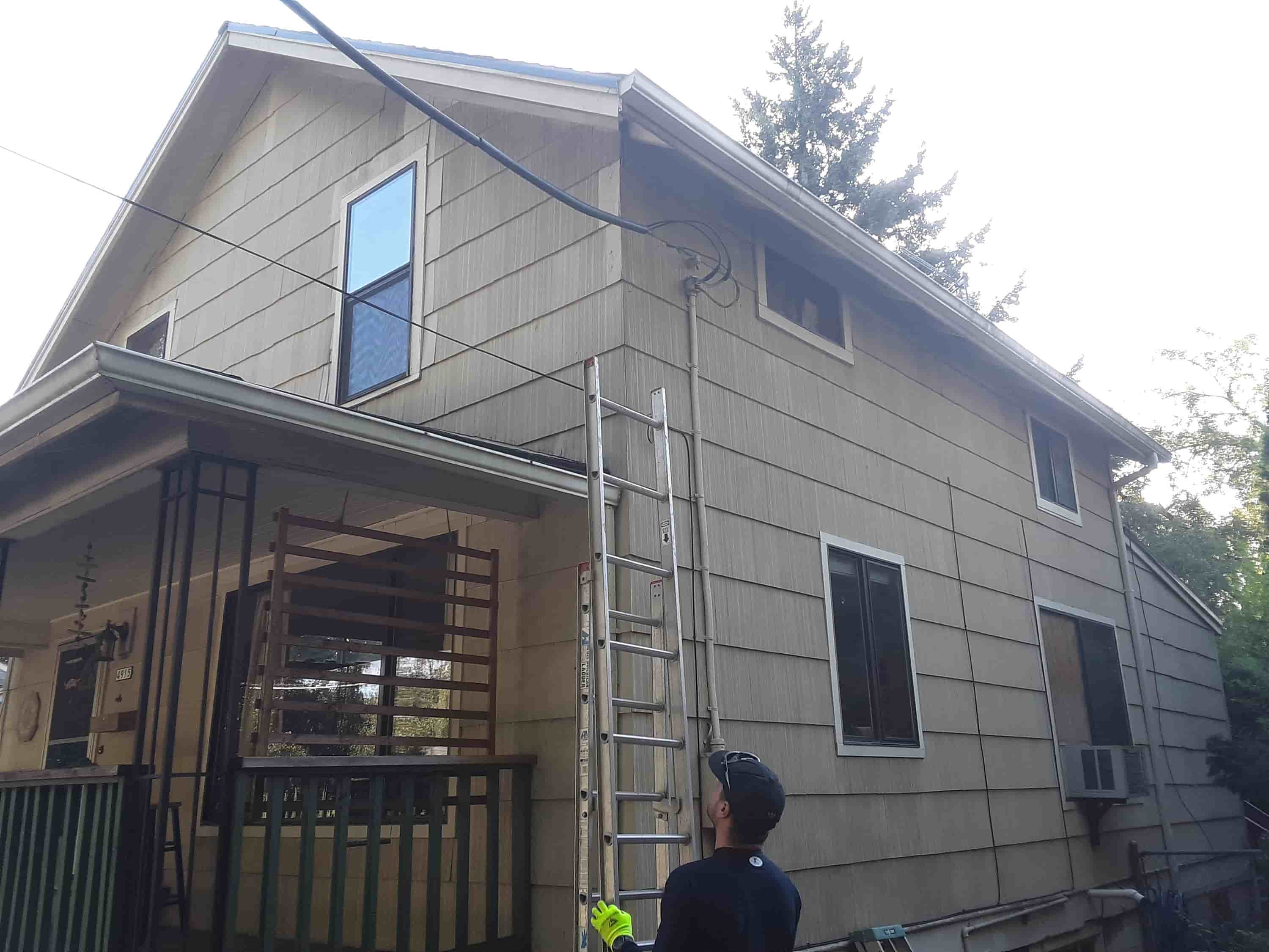 cleaning white upvc guttering