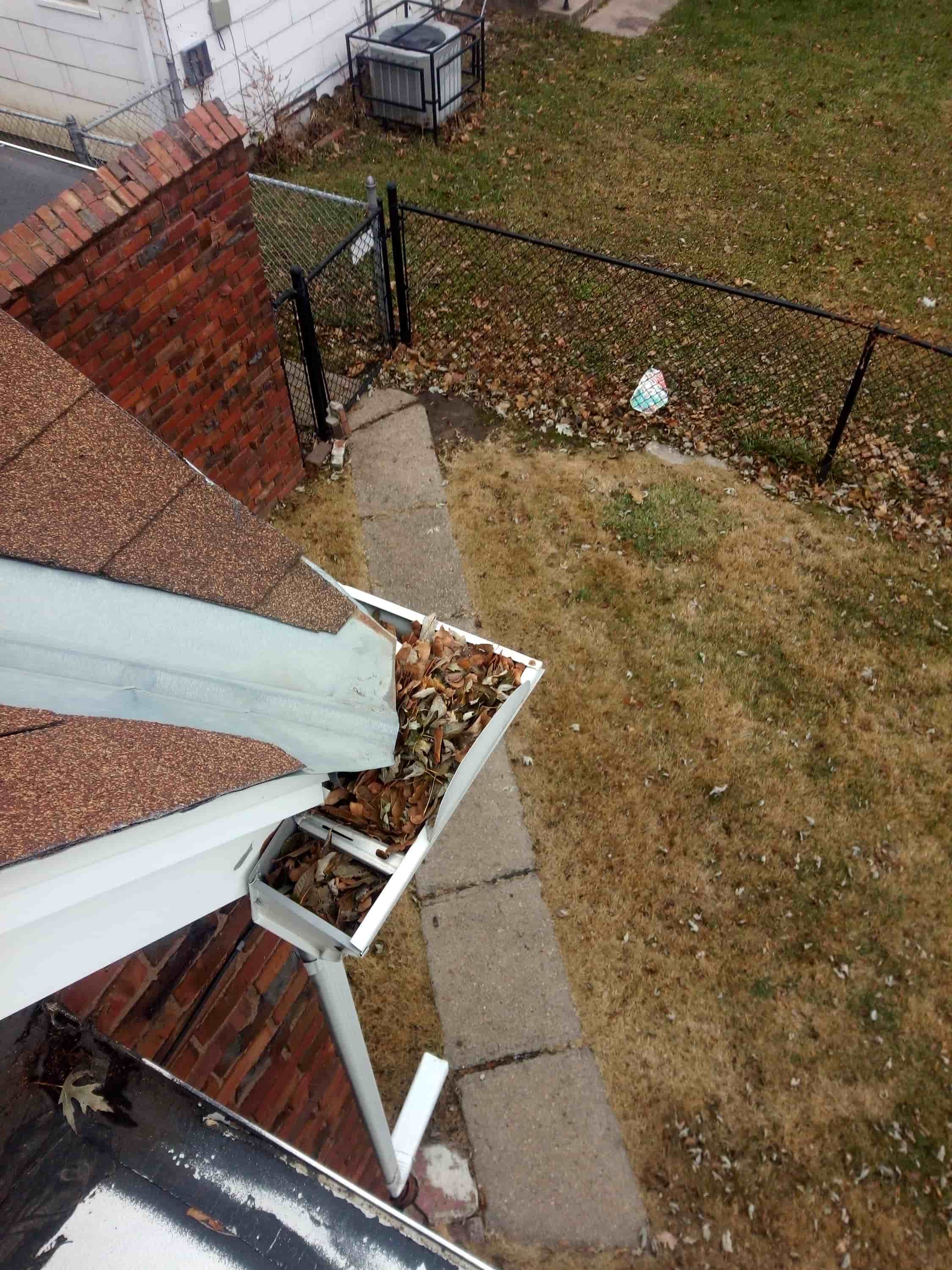 long pole to clean gutters