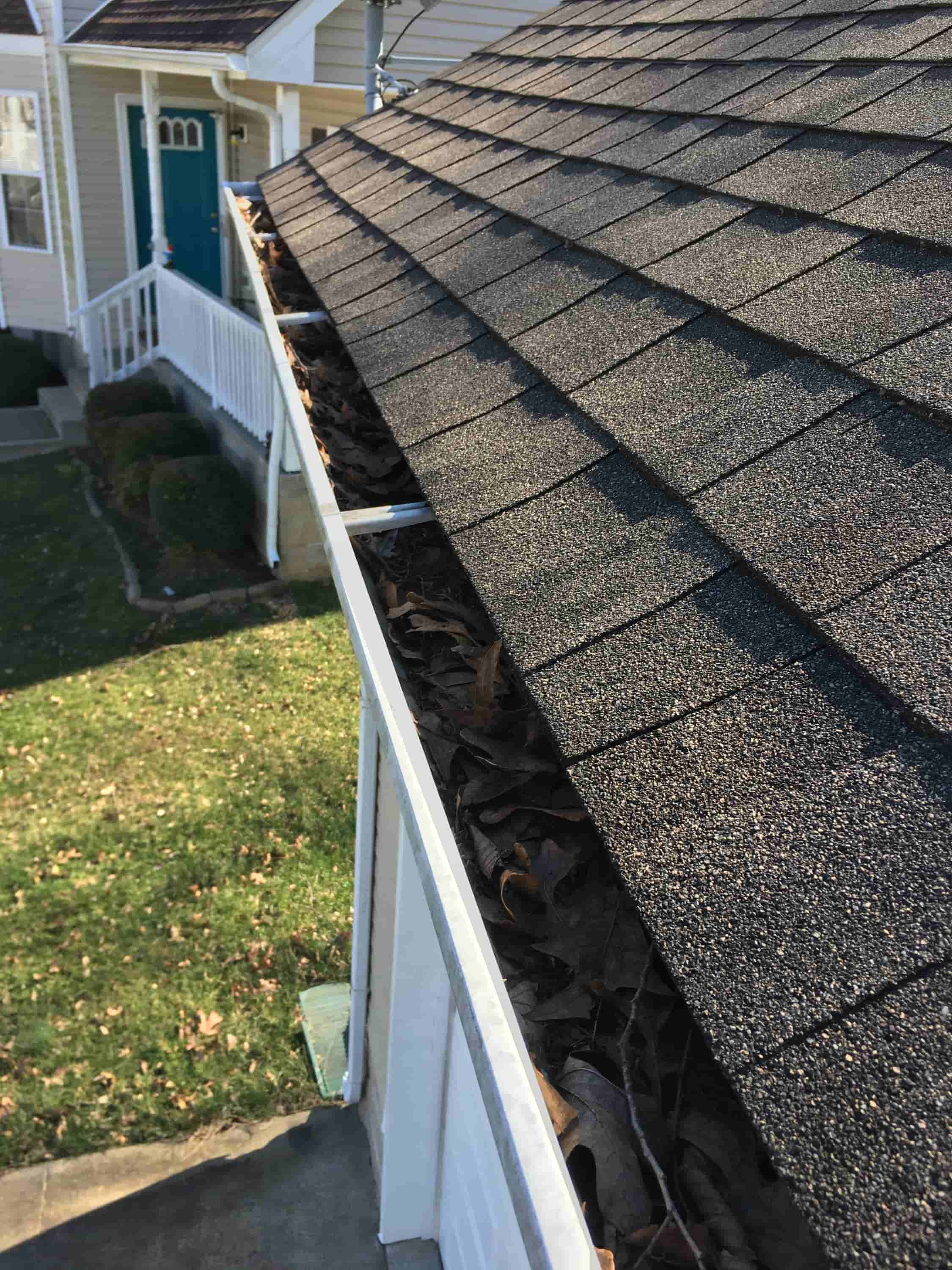 eavestrough cleaning services