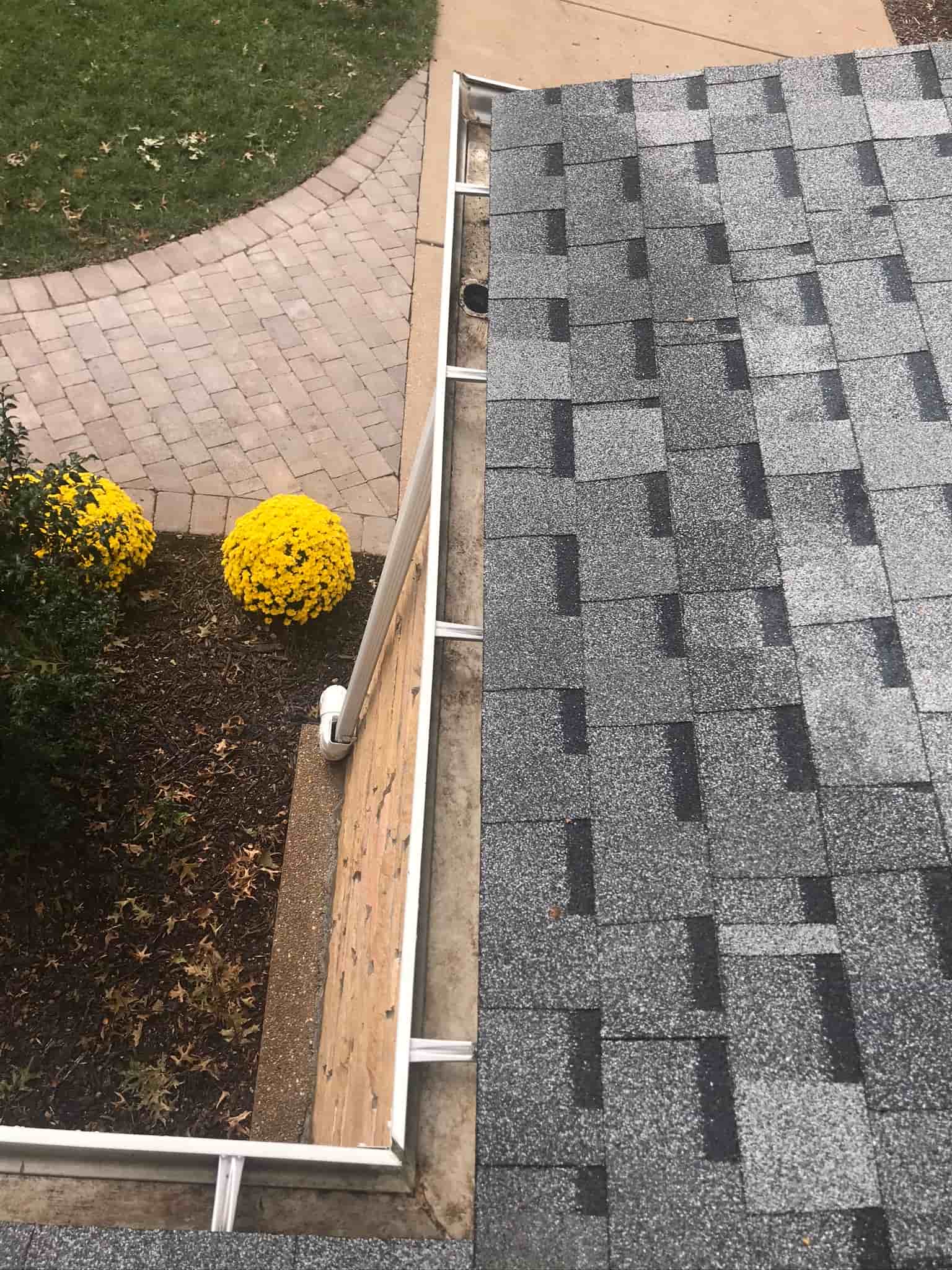 gutter cleaning spray