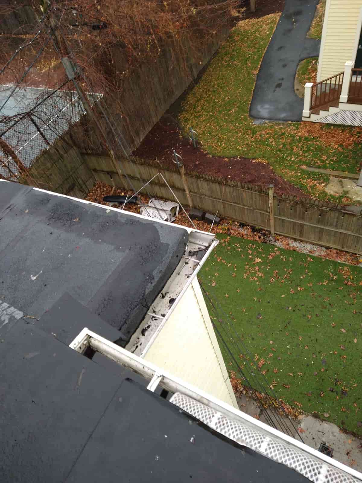 clean out gutters