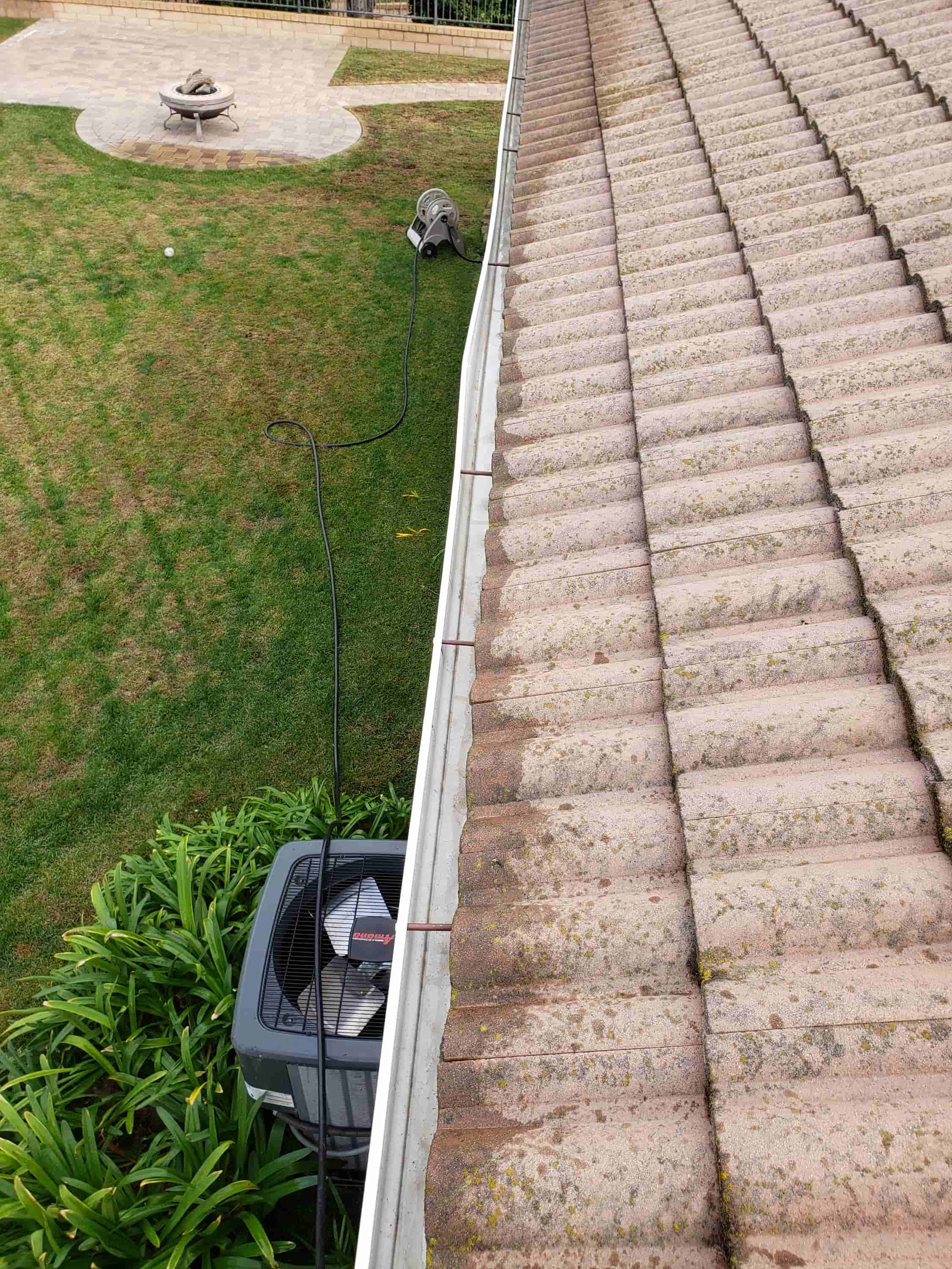 how to clean box gutters