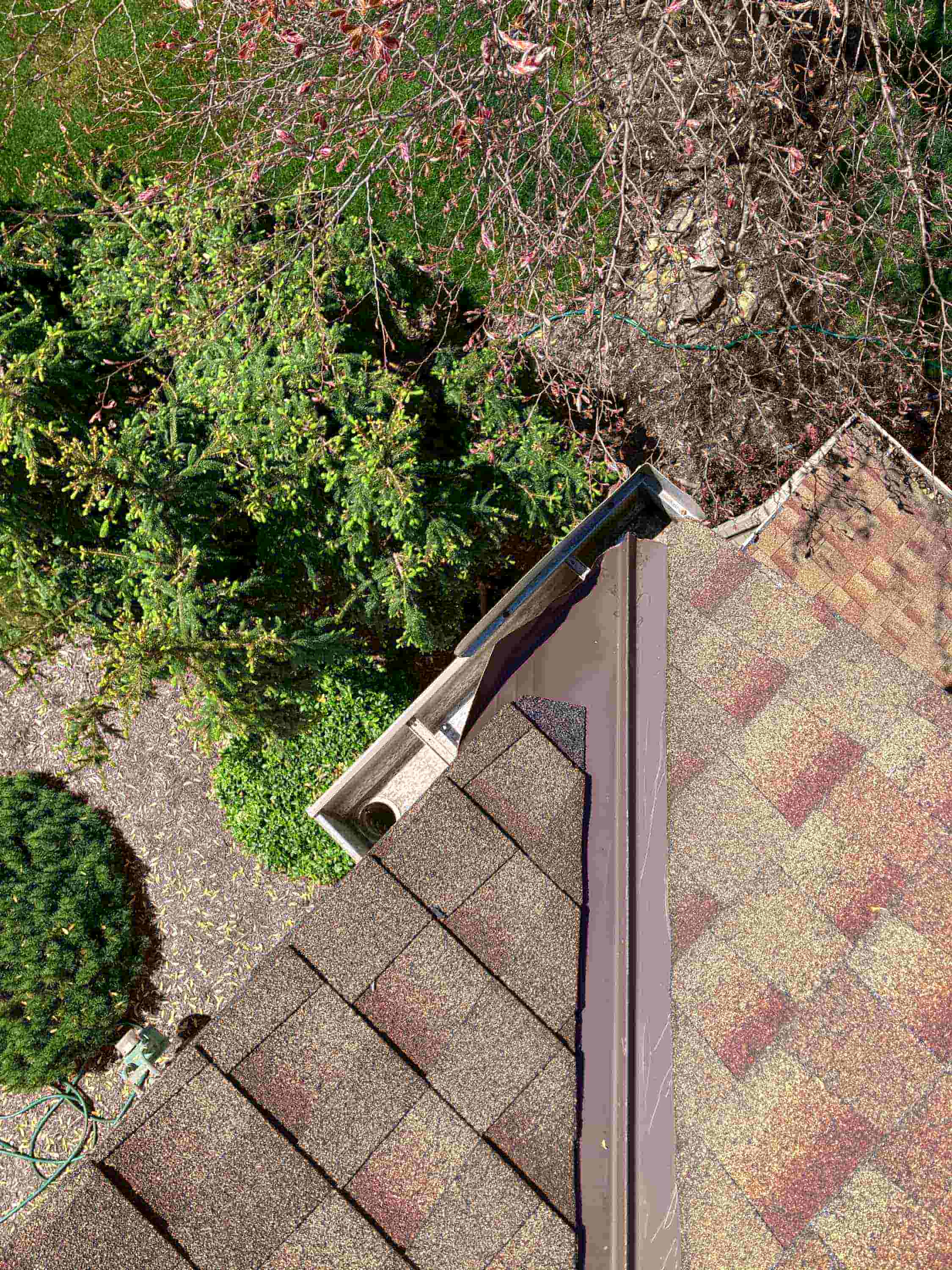 gutter cleaning description