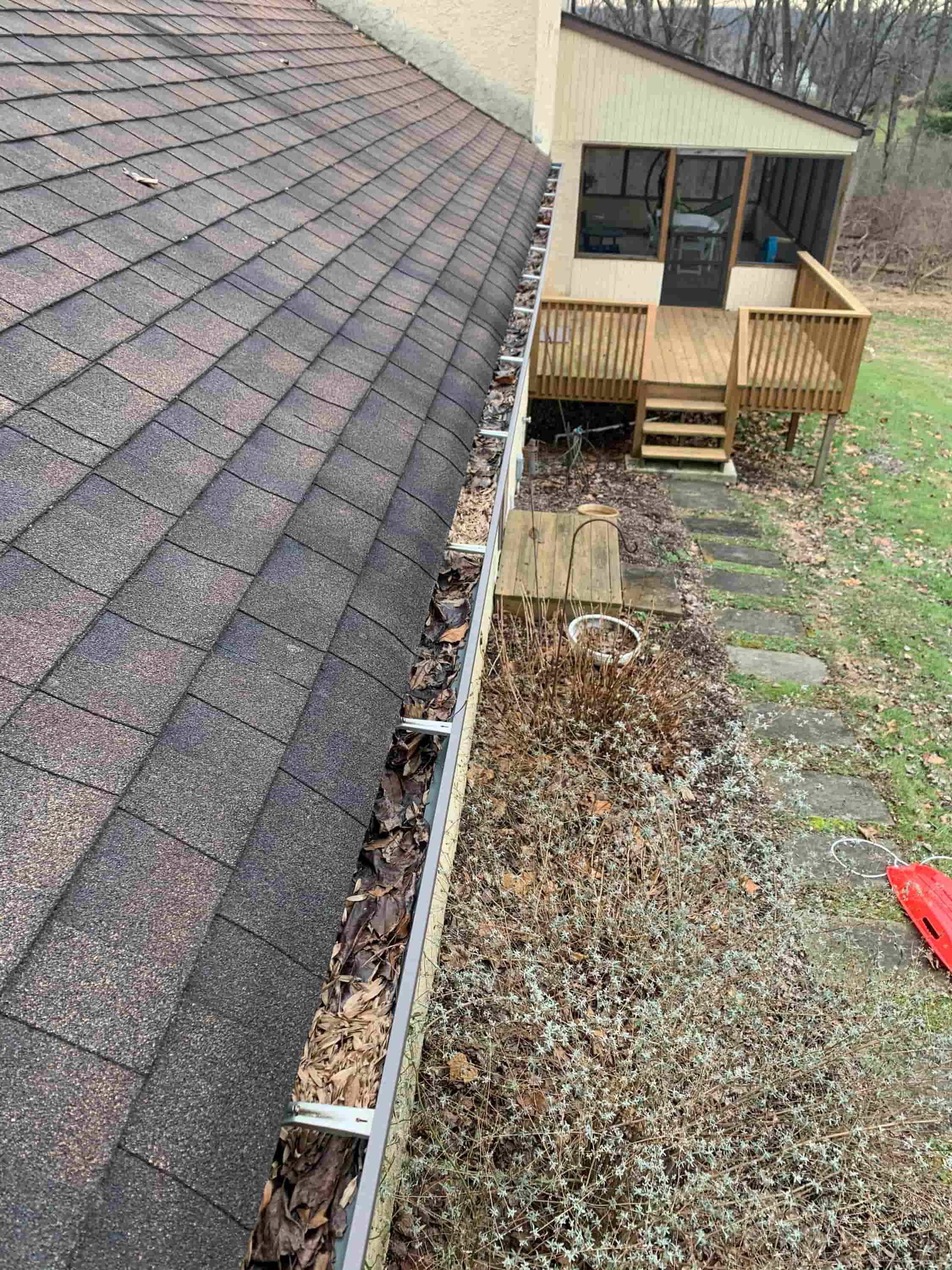 gutter cleaning and repair