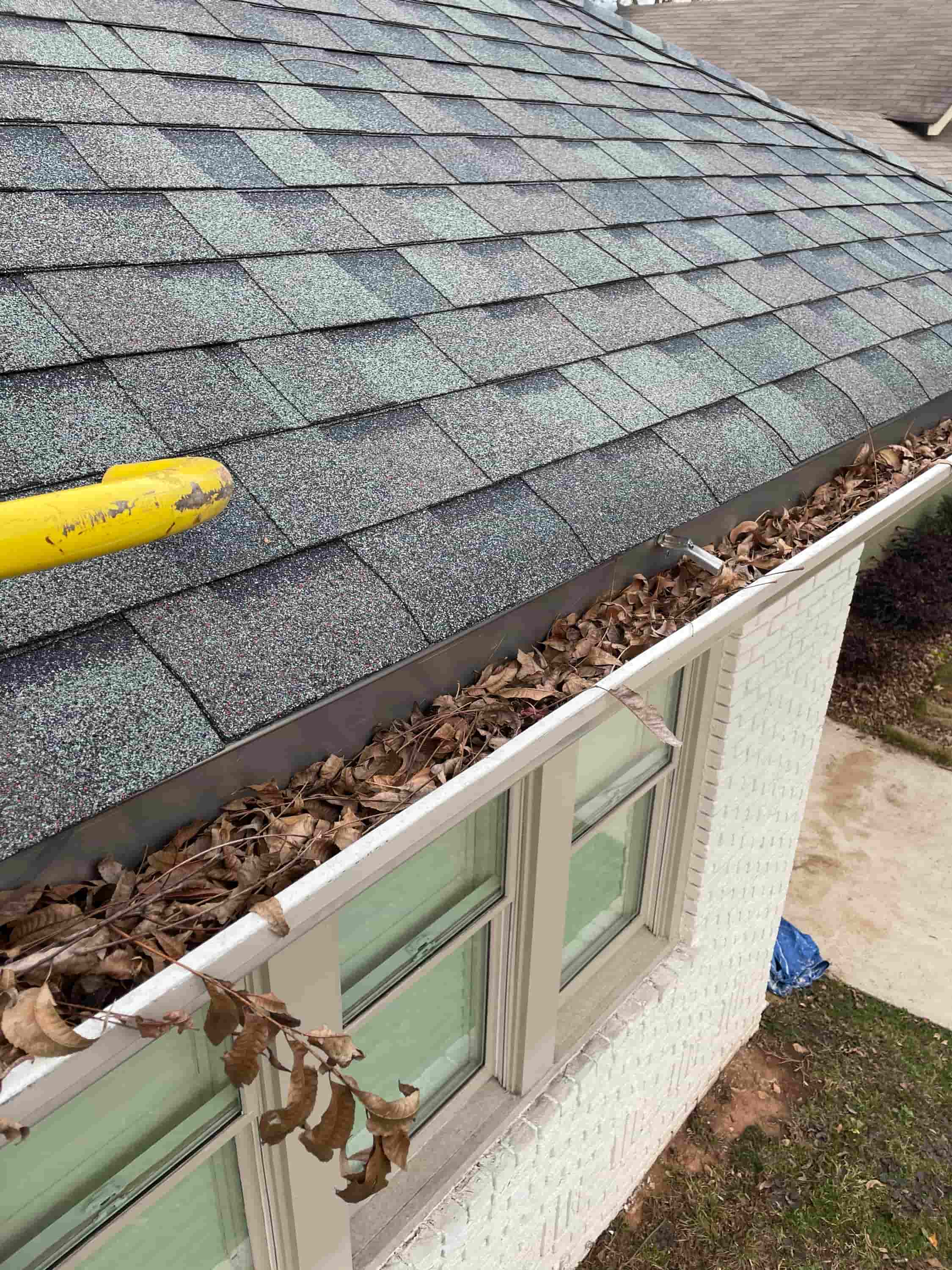 Gutter Cleaning Close To Poughkeepsie NY