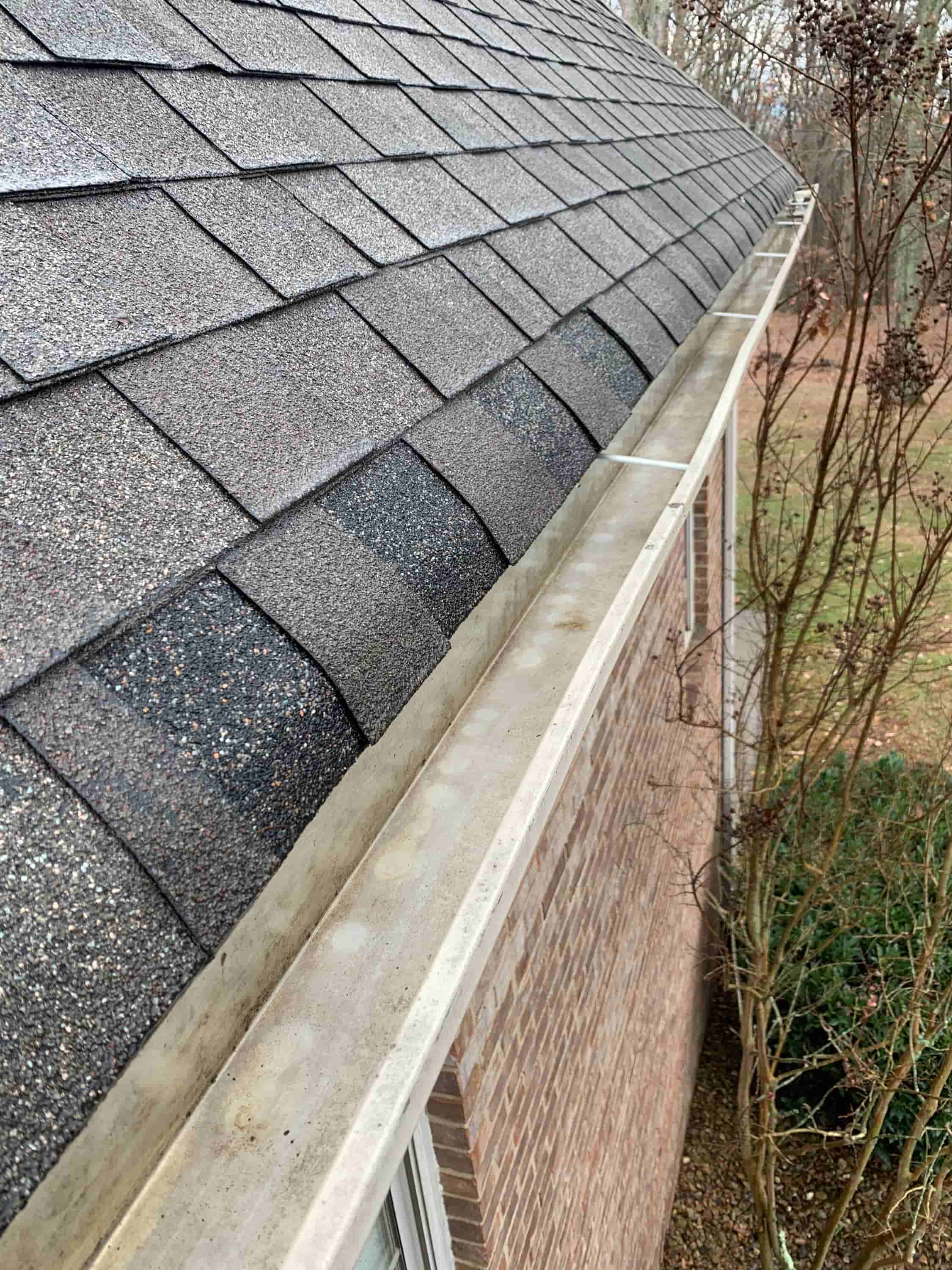 cleaning out gutter