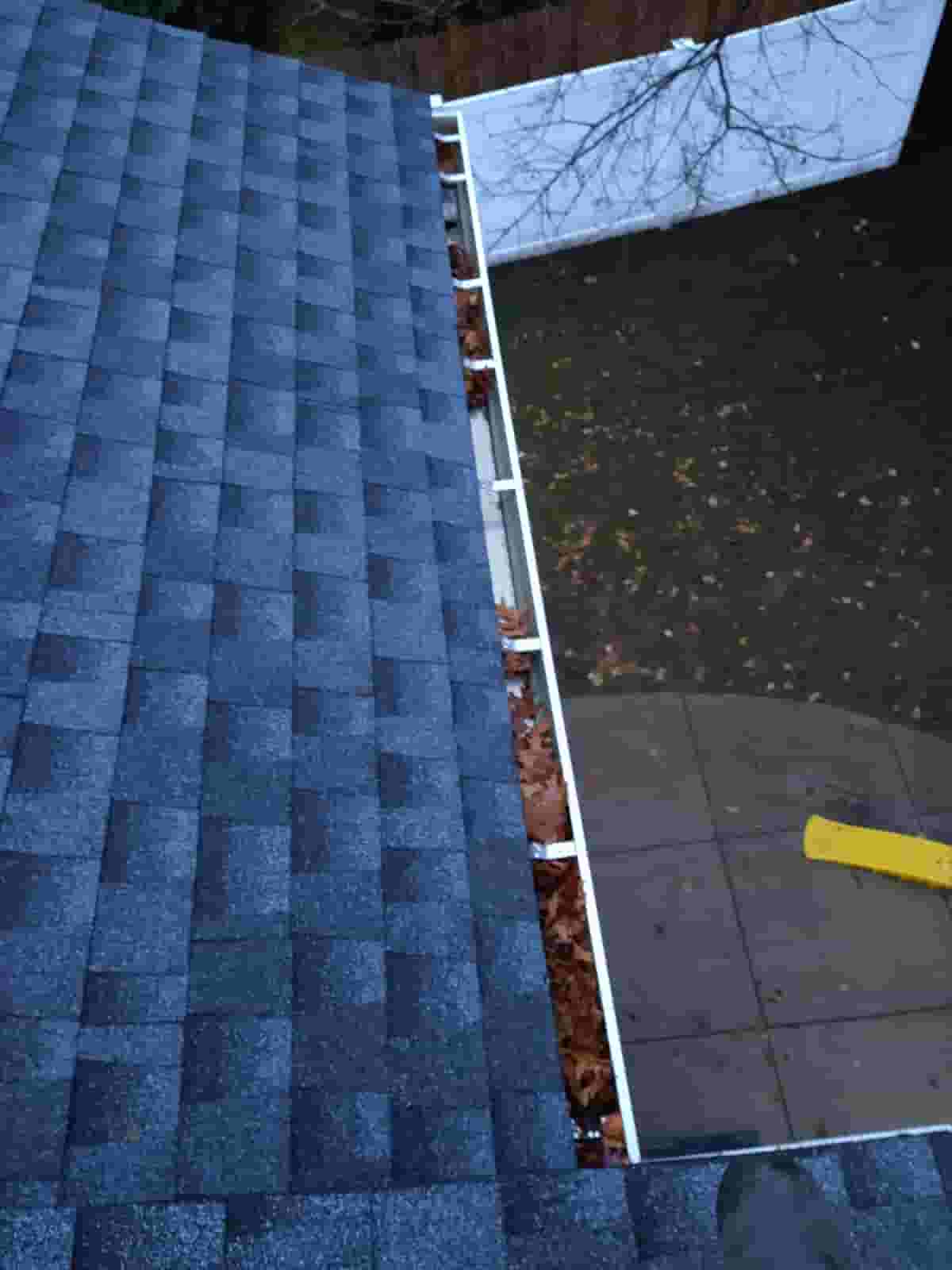 how to clean out gutters