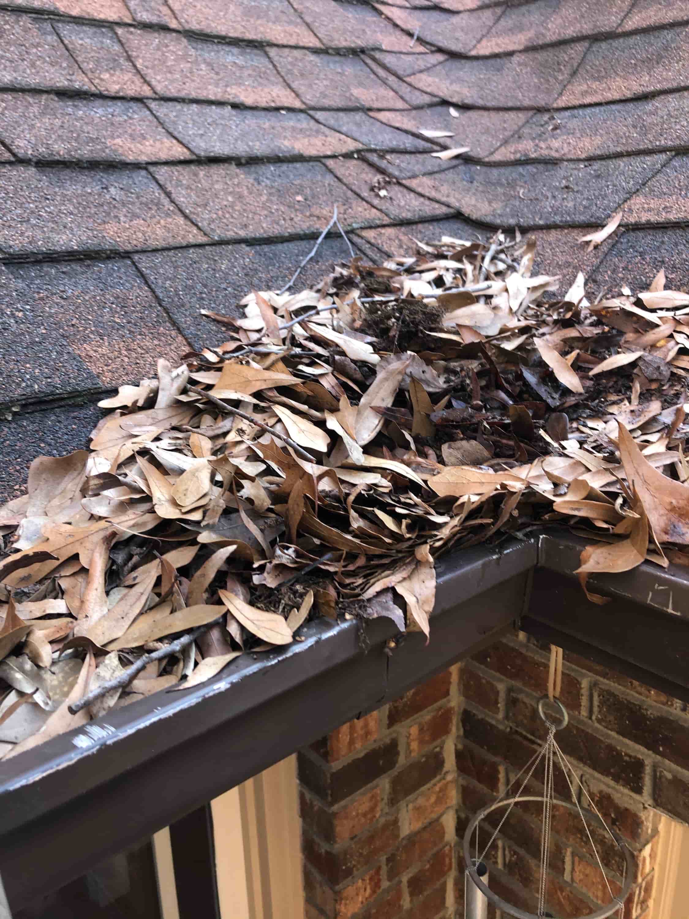 eavestrough cleaning hamilton