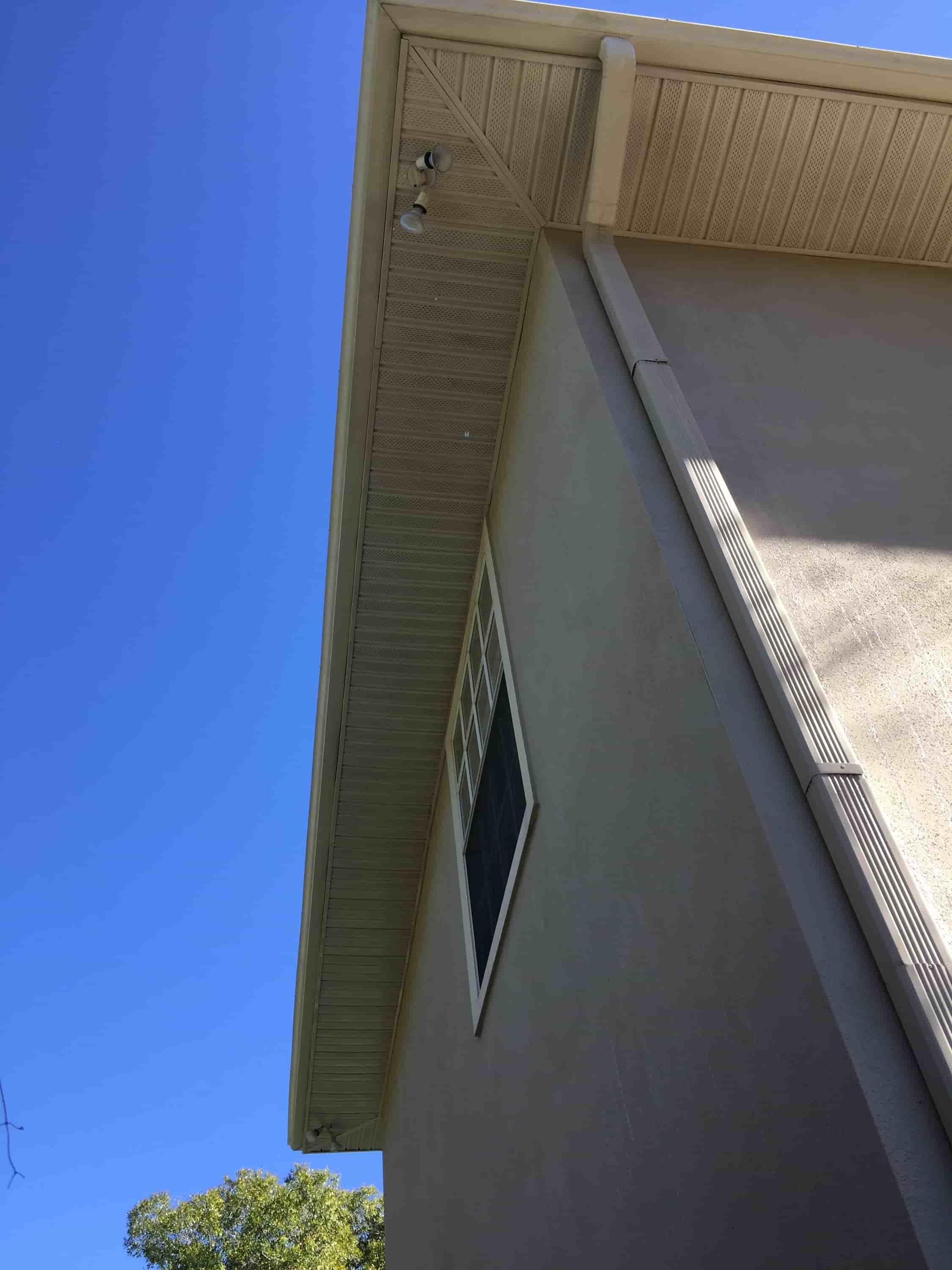clean leaves out of gutter