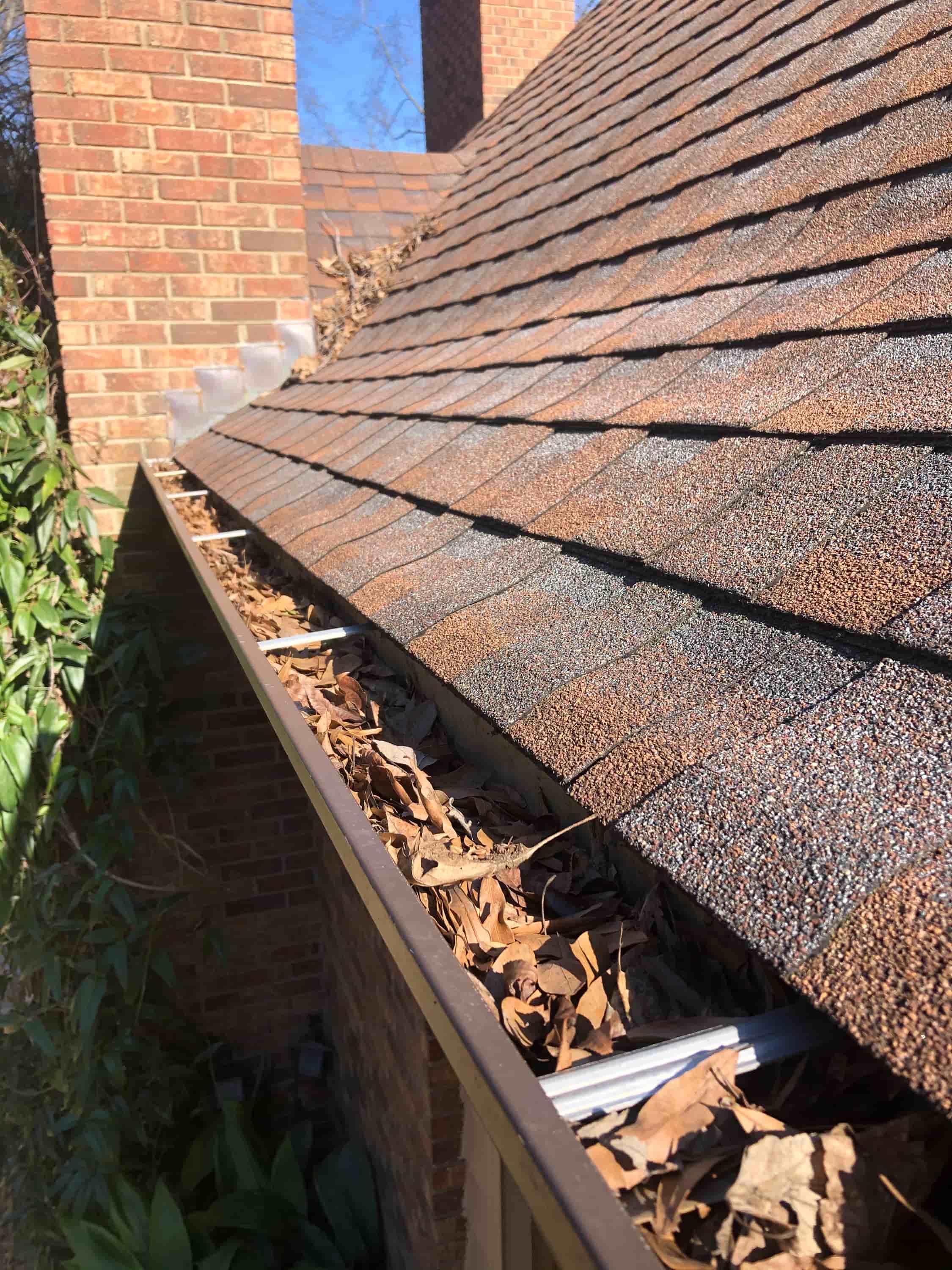 how to clean out gutters safely
