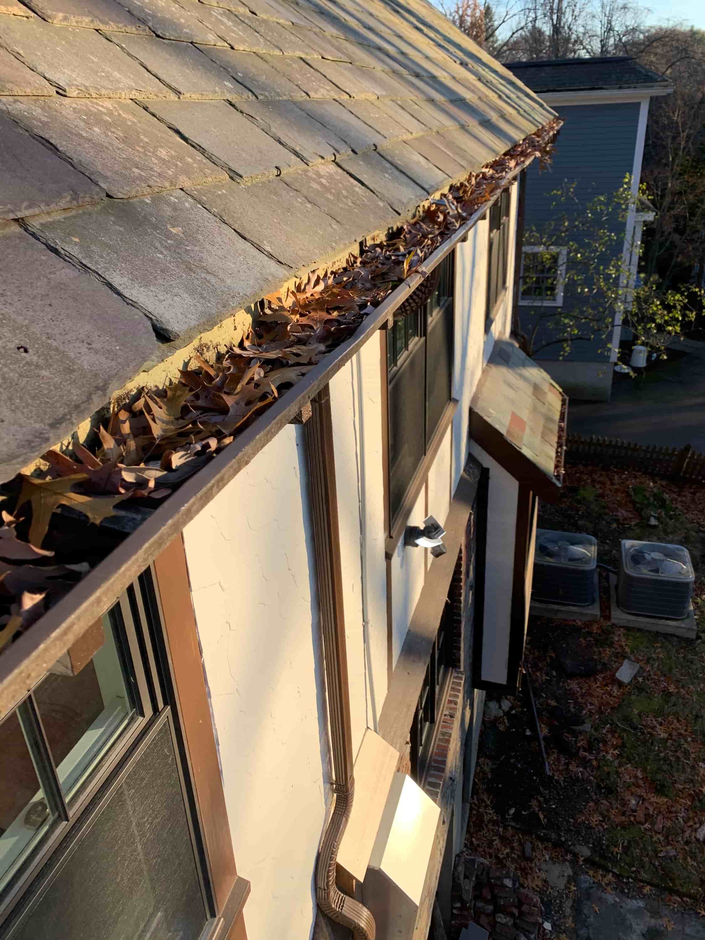 easy way to clean out gutters