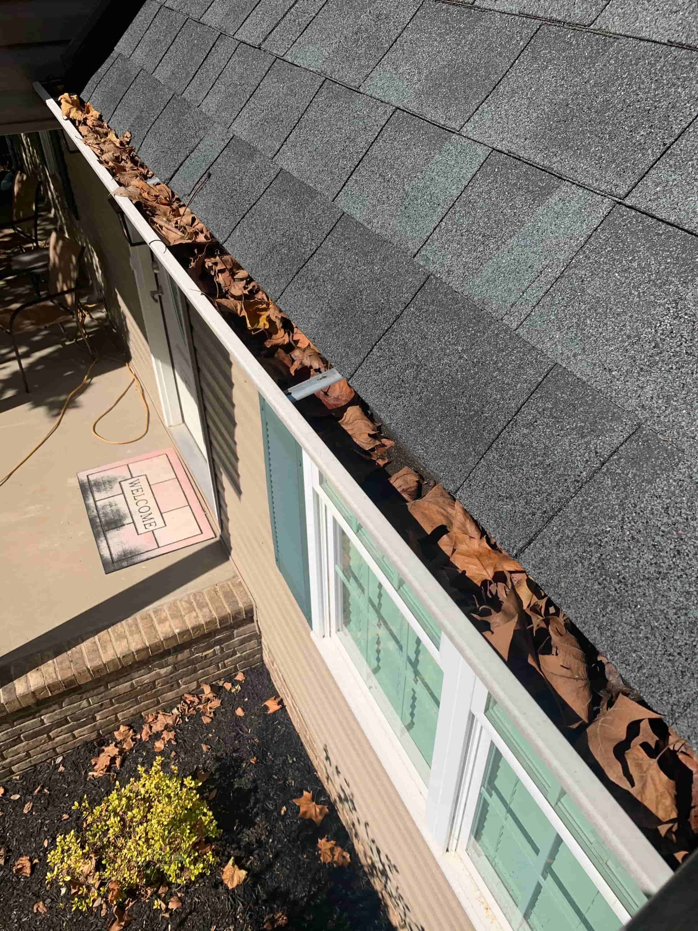 clean out gutter downspout