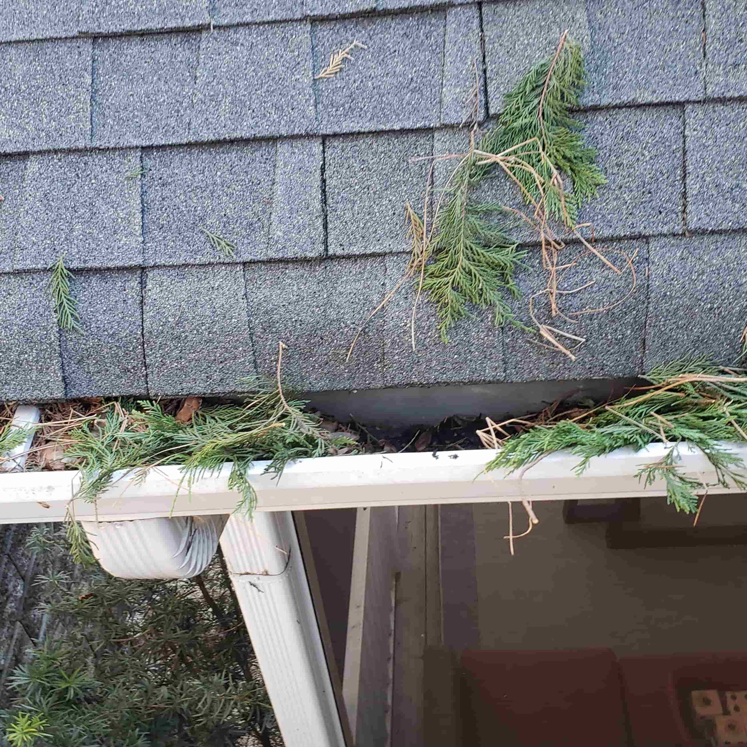 easy way to clean gutters