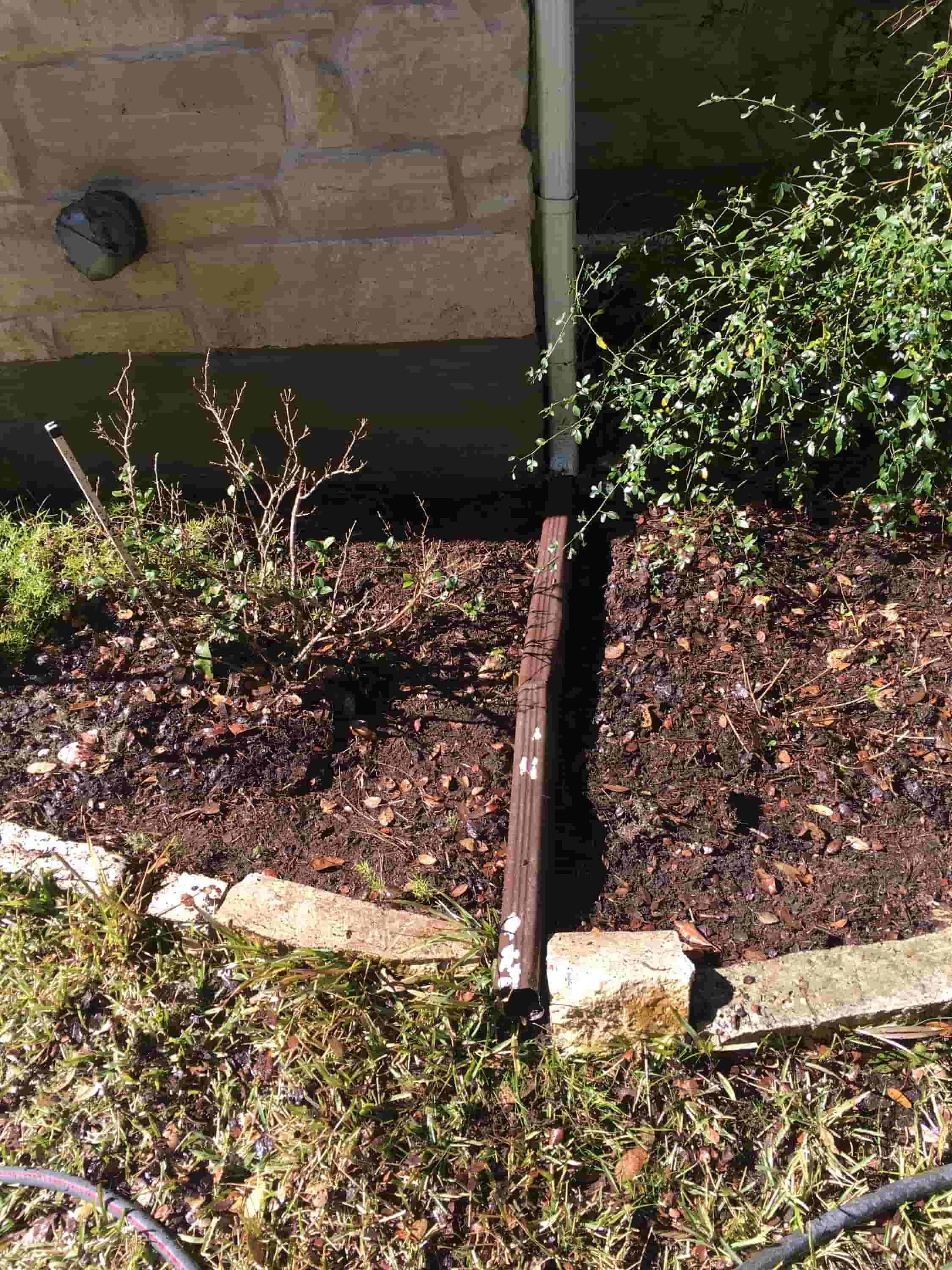 how to remove gutter guards