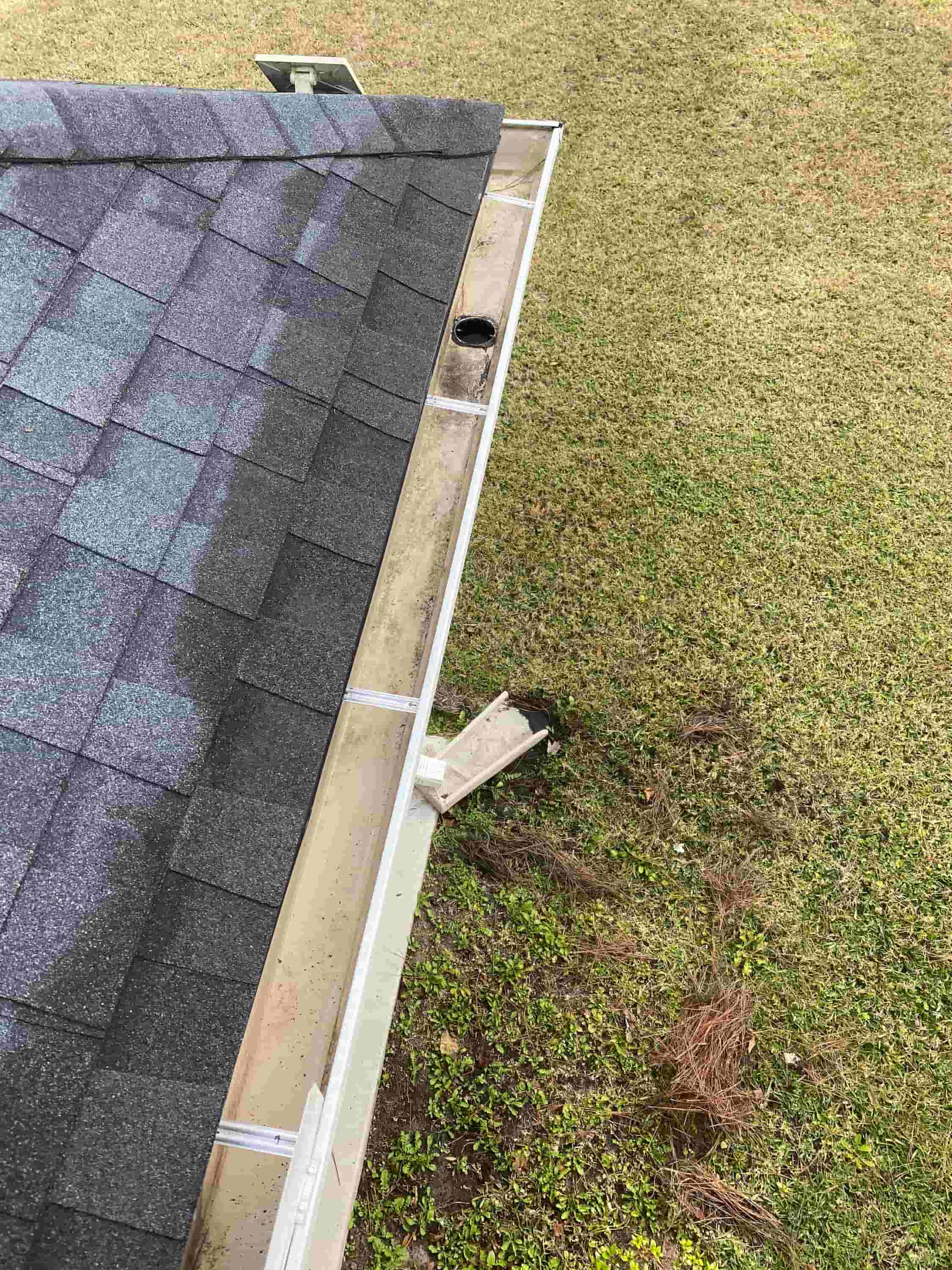 gutters cleaning