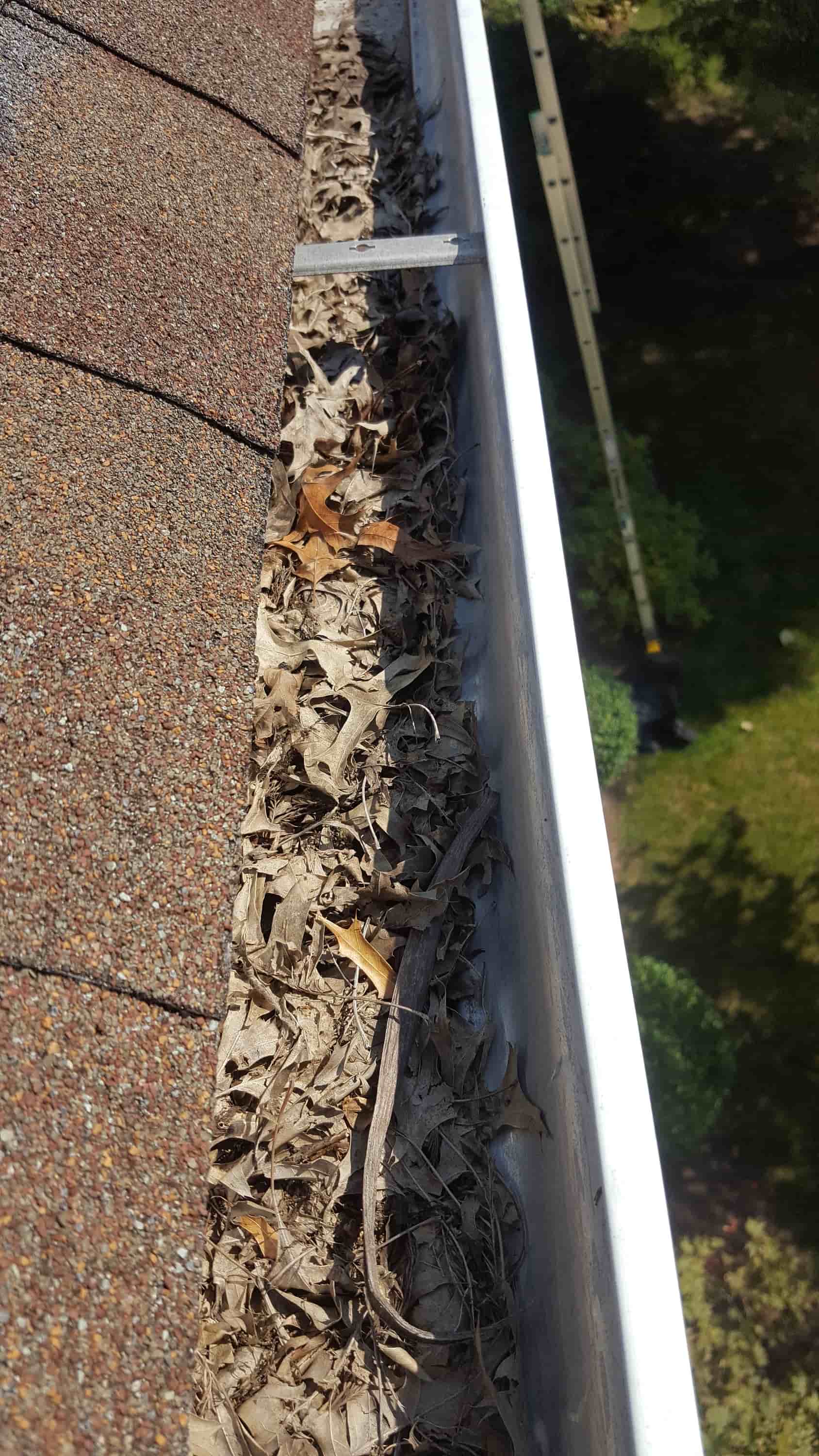 self cleaning gutters